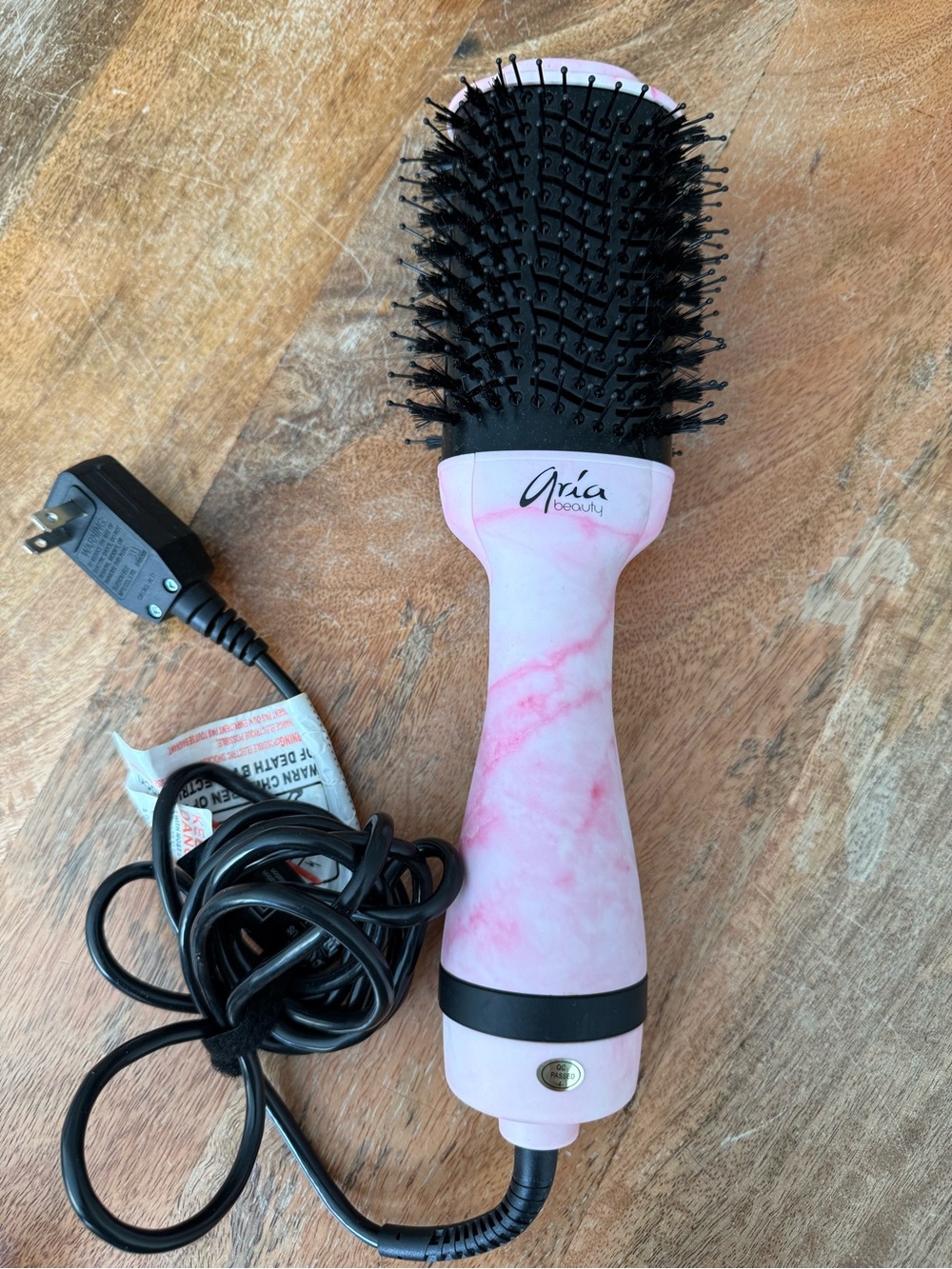 Aria Pink Marble Round Hot Air Brush